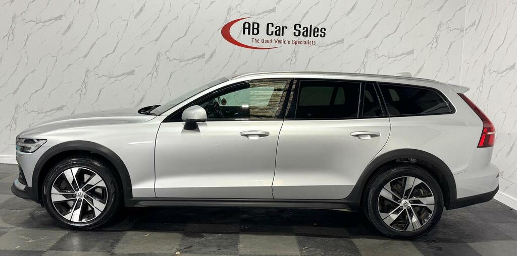 Volvo V60 Cross Country 2.0 D4 Plus Awd Euro 6 Ss Silver #4
