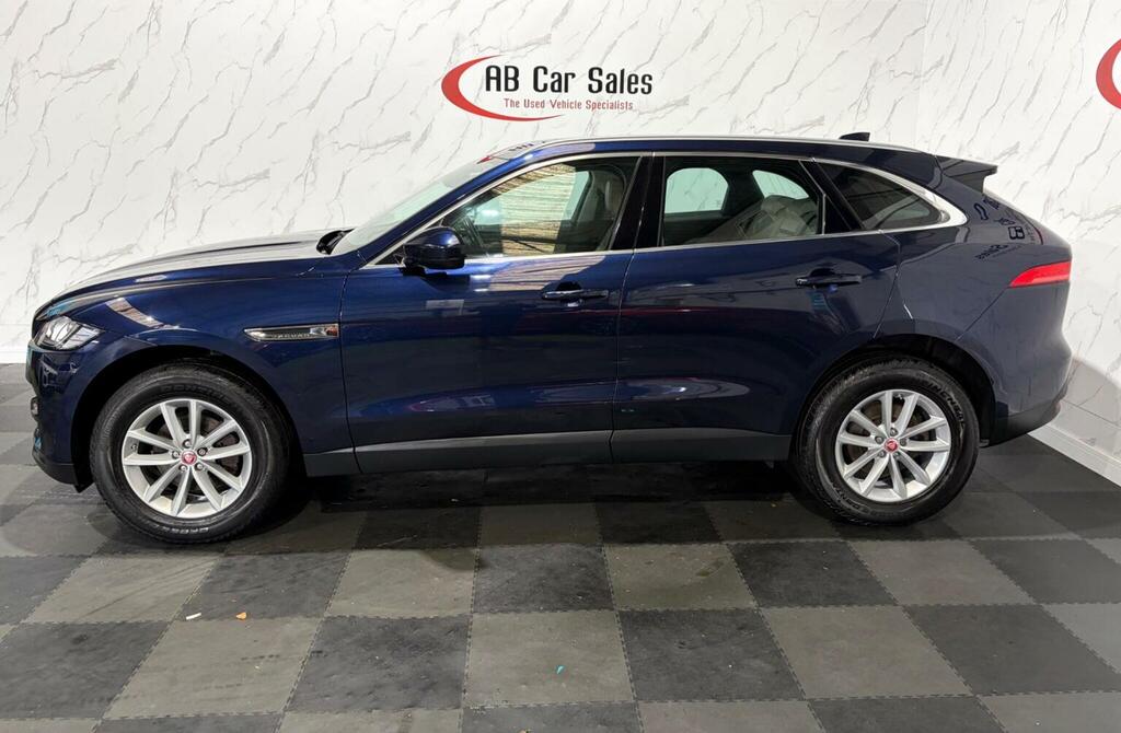 Jaguar F-Pace 2.0 D180 Prestige Awd Euro 6 Ss NA16LYC Blue #4