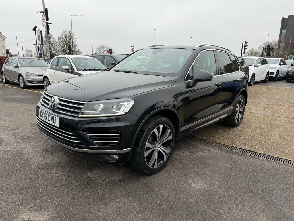 Volkswagen Touareg 3.0 Tdi V6 Bluemotion Tech R-line Suv T Black #3