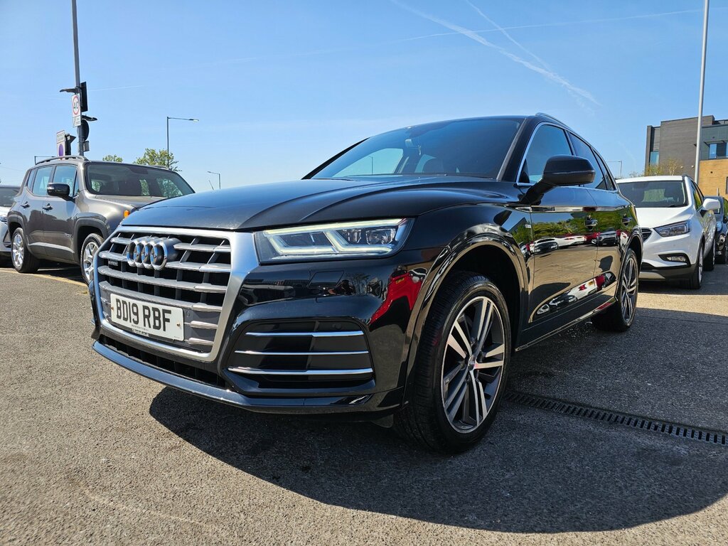 Audi Q5 2.0 Tdi 40 S Line Suv S Tronic Quattro BD19RBF Black #4