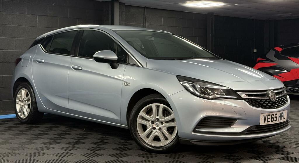 Vauxhall Astra 1.6 Cdti Blueinjection Tech Line Hatchback Die VE65HPU Silver #2