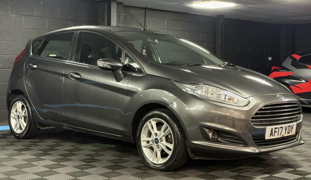 Ford Fiesta 1.0T Ecoboost Zetec Hatchback Powershif AF17YDY Grey #4
