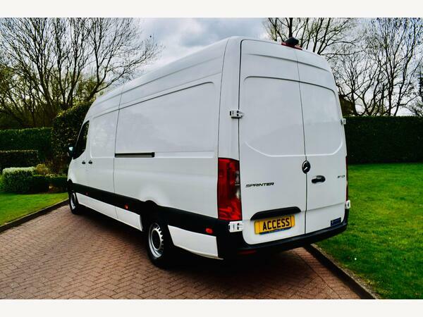 Mercedes-Benz Sprinter Temperature Controlled Temperature Controlled 317 KN23HRZ White #6