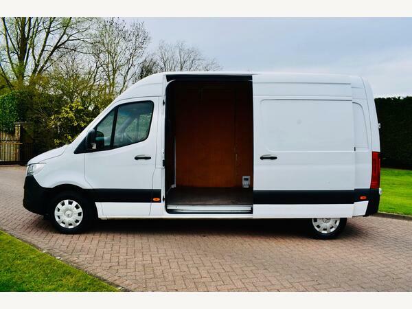 Mercedes-Benz Sprinter Panel Van 2.0 315 Cdi Premium Fwd L2 H2 Euro 6 S WR22TGX White #5