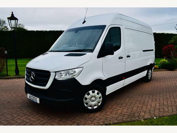 Mercedes-Benz Sprinter Panel Van 2.0 315 Cdi Premium Fwd L2 H2 Euro 6 S White