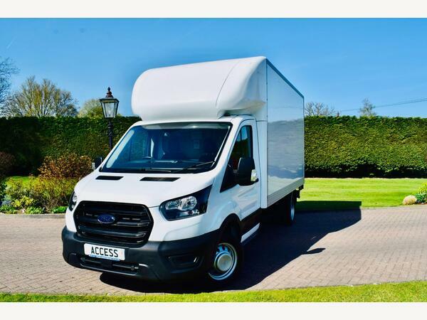 Ford Transit Custom Luton 350 Luton Leader Rwd L3 Euro 6 HN22UZM White