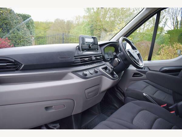 Maxus Deliver 9 Luton 2.0 D20 Twin Curtain Side Rwd L3 YS71MHL #3