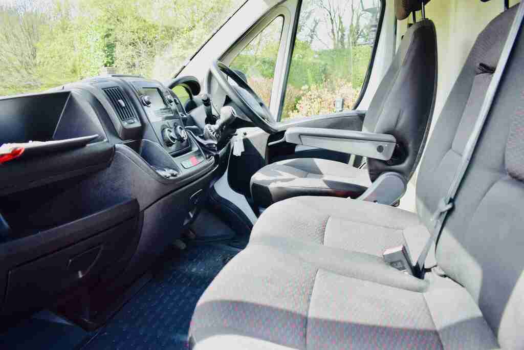 Citroen Relay Panel Van 2.2 Bluehdi 35 Enterprise L3 High Roof E LJ72PYN White #4