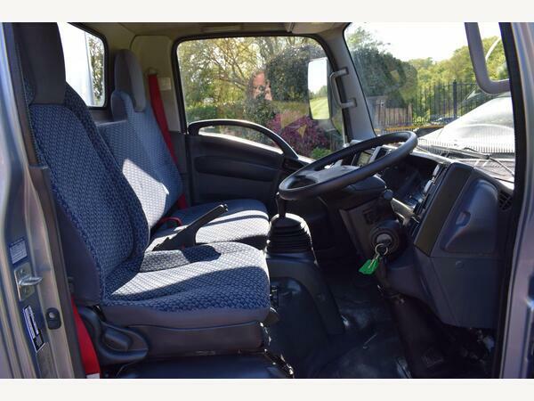 Isuzu Chassis Cab 1.9D N35 Green Rwd Swb Euro 6 Trw PJ23GVX Green #6