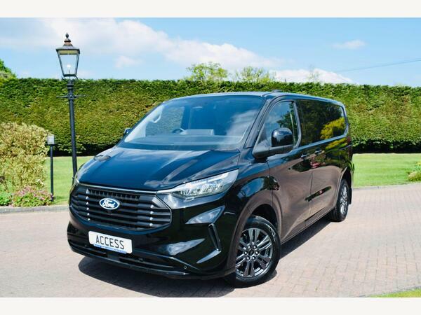 Ford Transit Custom Panel Van 2.0 320 Ecoblue Limited L1 H1 Euro Black