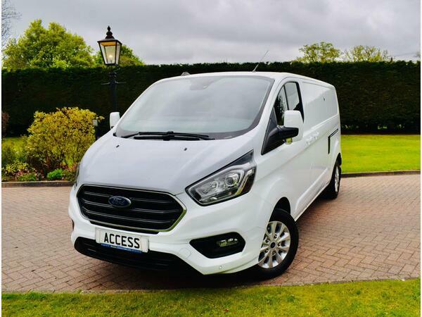 Ford Transit Custom Panel Van 2.0 300 Ecoblue Limited L2 H1 Euro 6 S EU73XDA White