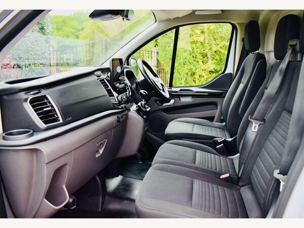 Ford Transit Custom Panel Van 2.0 300 Ecoblue Limited L2 H1 Euro 6 S EU73XDA White #3