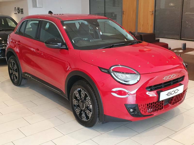 Fiat 600 1.2 Hybrid 48V Edct-6 - 2026 26 Red