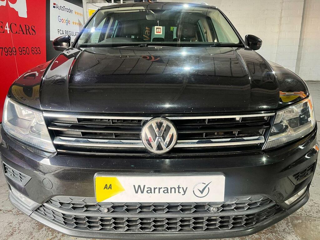 Volkswagen Tiguan Suv 2.0 Tdi Bluemotion Tech Se Navigation Dsg 4Mot CX66NEN Black #3