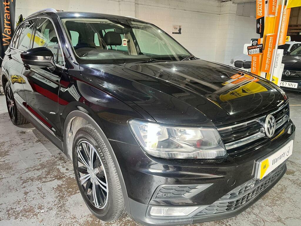 Volkswagen Tiguan Suv 2.0 Tdi Bluemotion Tech Se Navigation Dsg 4Mot CX66NEN Black #4