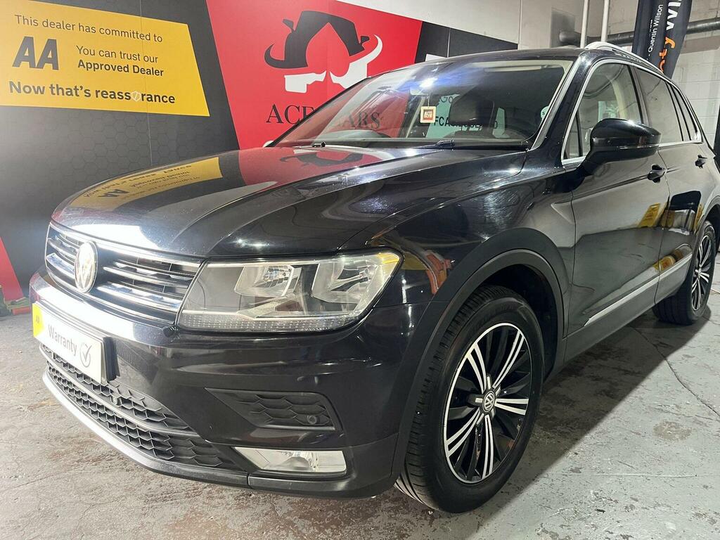 Volkswagen Tiguan Suv 2.0 Tdi Bluemotion Tech Se Navigation Dsg 4Mot CX66NEN Black #2