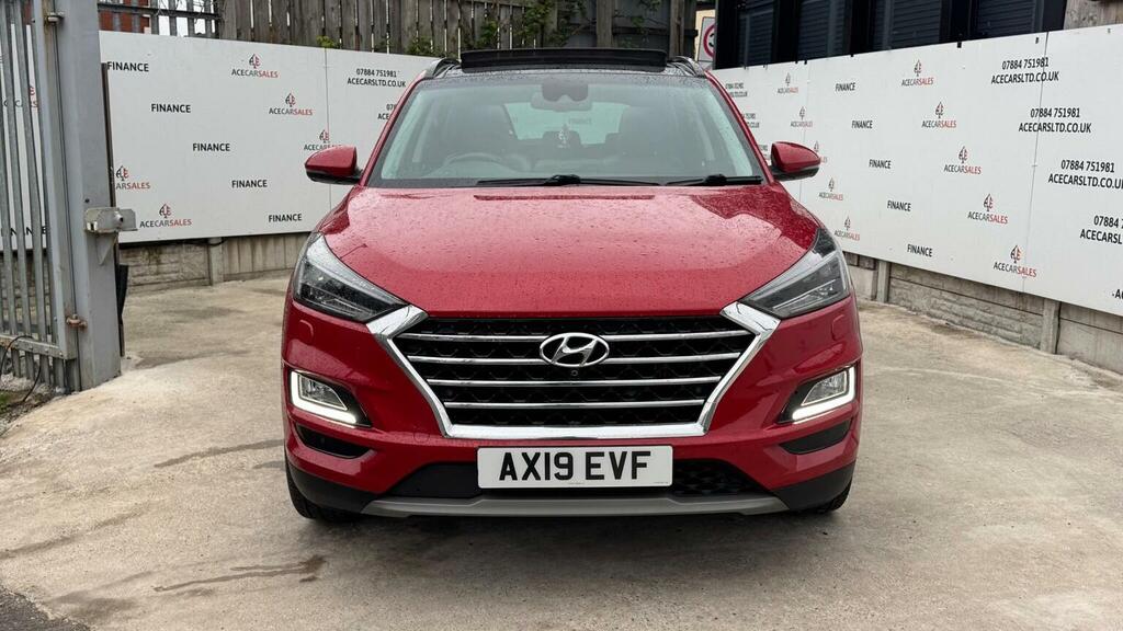 Hyundai Tucson Suv 1.6 Crdi Premium Se Dct Euro 6 Ss 2019 AX19EVF Red #3
