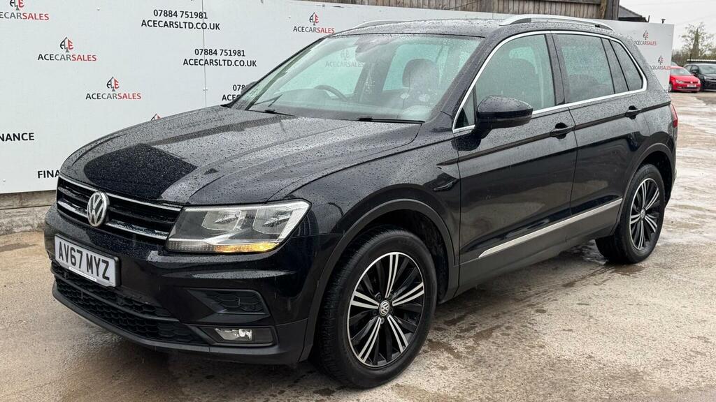 Volkswagen Tiguan Suv 2.0 Tdi Se Navigation Dsg 4Motion Euro 6 Ss AV67MYZ Black #4