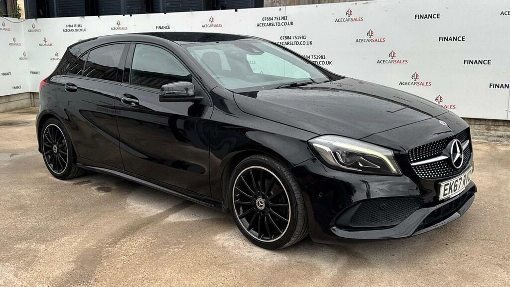 Mercedes-Benz A Class Hatchback 2.1 A200d Amg Line Premium 7G-dct Euro EK67RVO Black #2