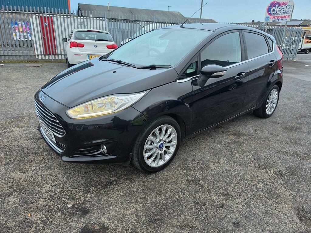 Ford Fiesta 1.0T Ecoboost Titanium X Euro 5 S S  Black #2