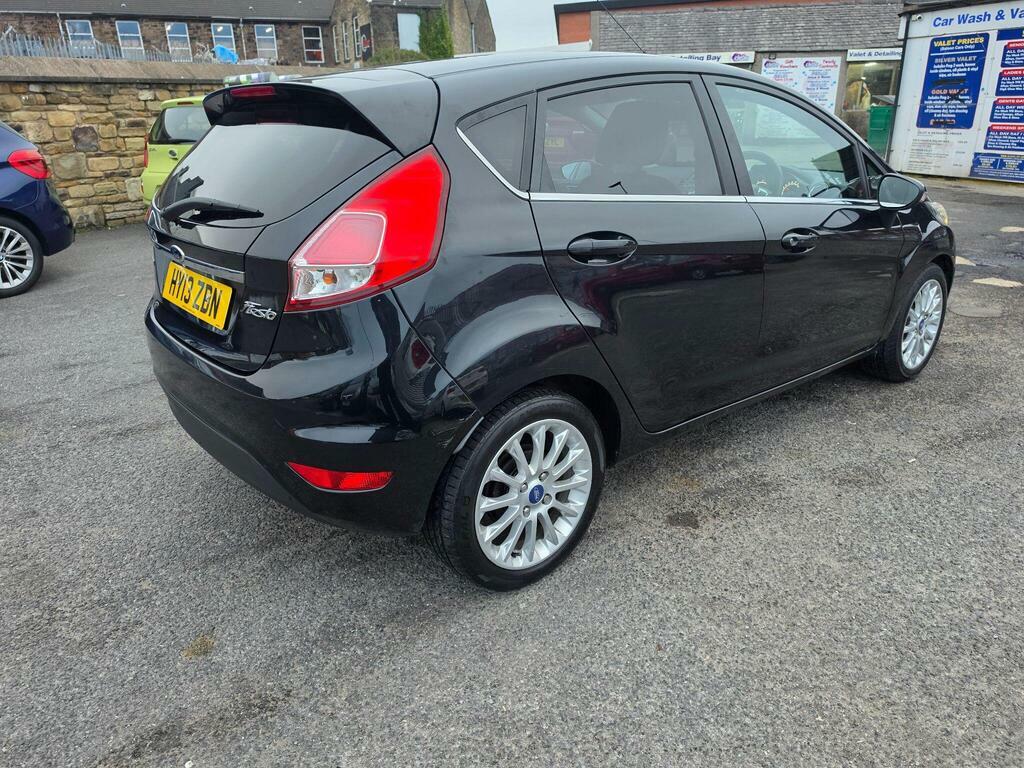 Ford Fiesta 1.0T Ecoboost Titanium X Euro 5 S S  Black #4