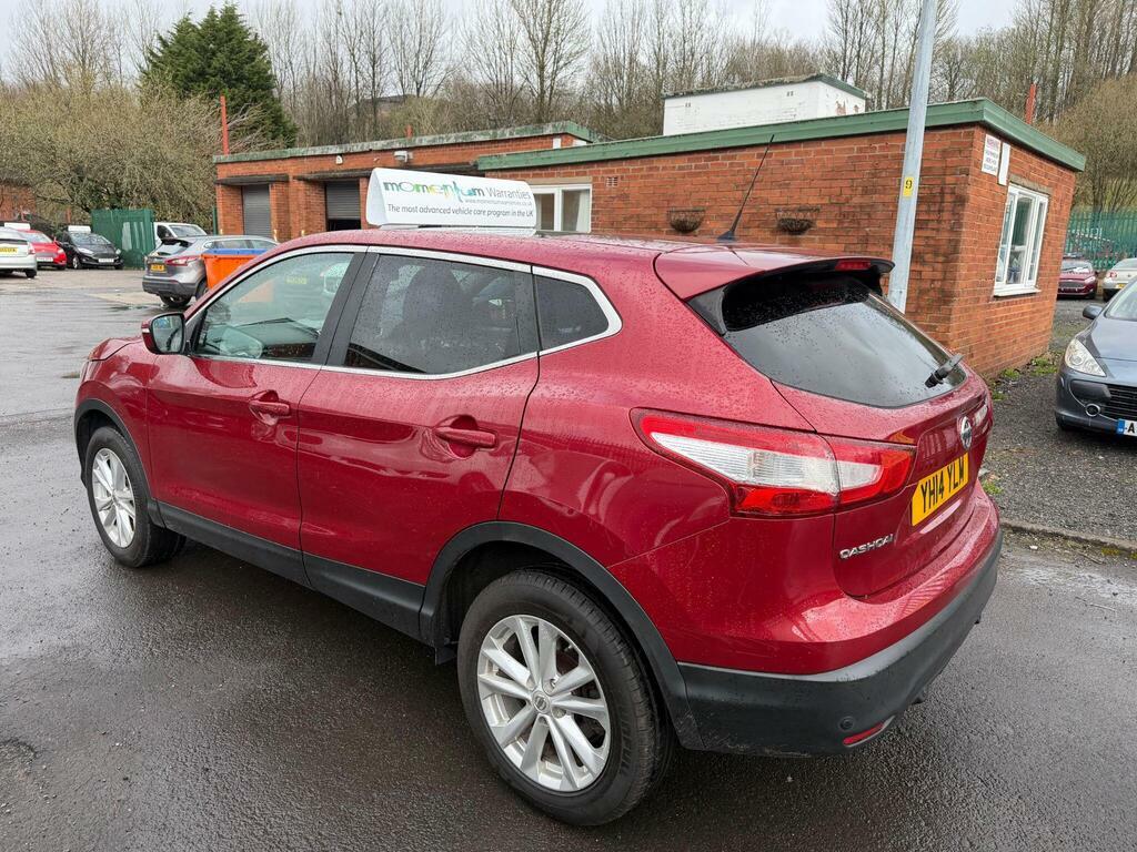 Nissan Qashqai 1.2 Dig-t Acenta Premium 2Wd Euro 5 S S YH14YLM Red #3