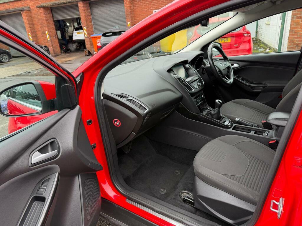 Ford Focus 1.0T Ecoboost Titanium Euro 6 S S YY16XFV Red #6