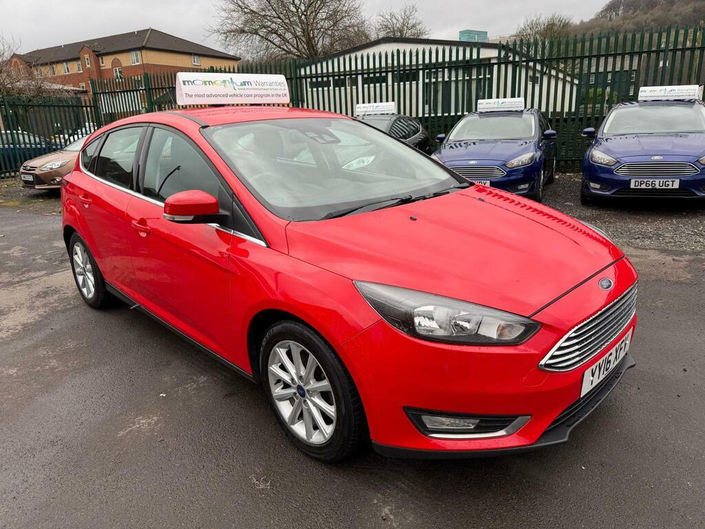 Ford Focus 1.0T Ecoboost Titanium Euro 6 S S Red