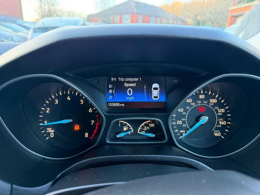 Ford Focus 1.0T Ecoboost Zetec Euro 6 S S WX16DHD Black #4