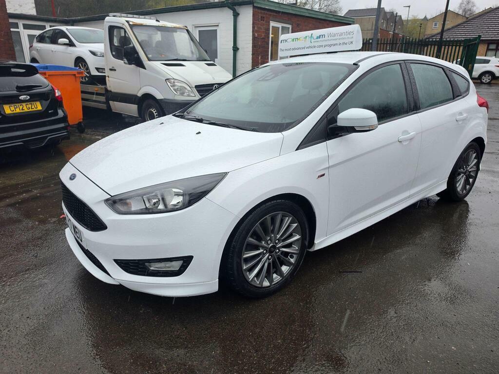 Ford Focus 1.0T Ecoboost St-line Euro 6 S S CF17WEU White #2