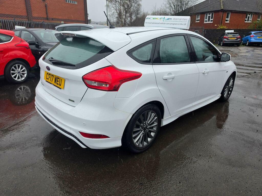 Ford Focus 1.0T Ecoboost St-line Euro 6 S S CF17WEU White #4