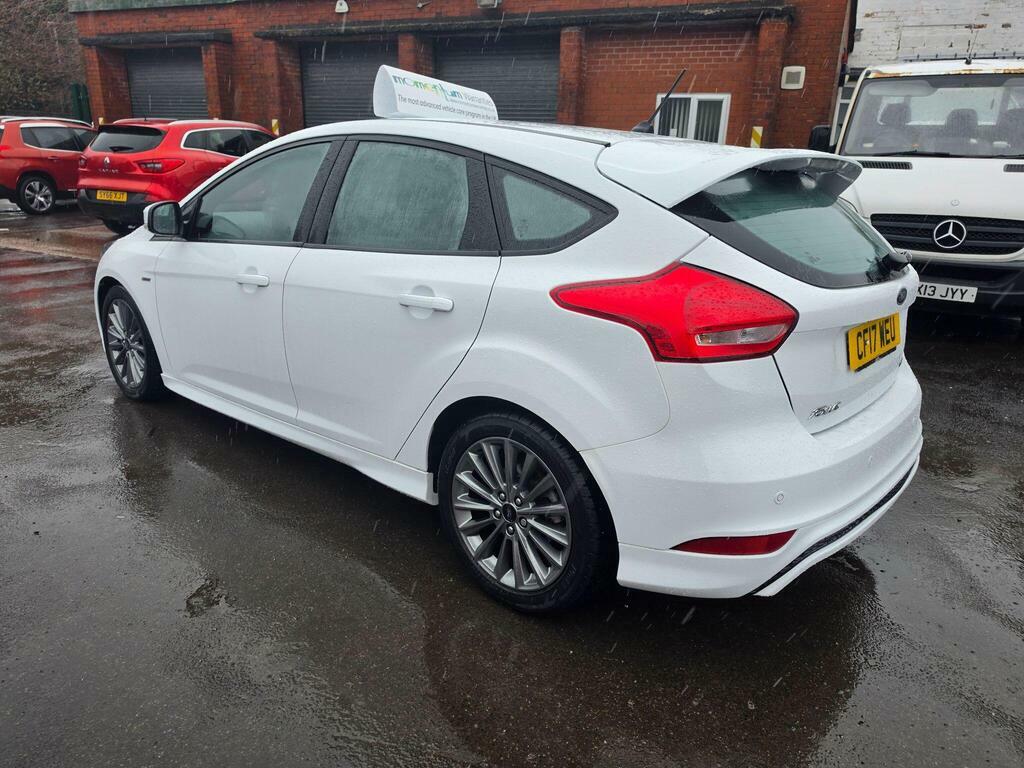 Ford Focus 1.0T Ecoboost St-line Euro 6 S S CF17WEU White #3