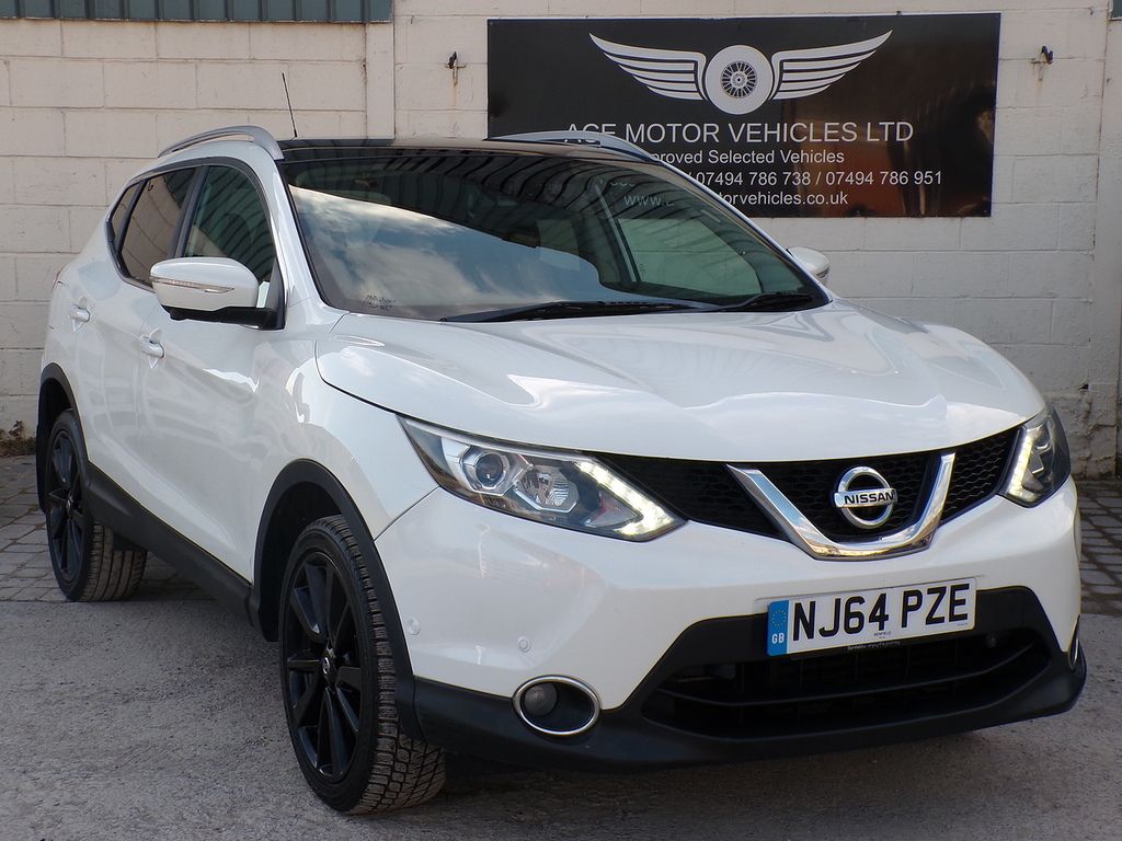 Nissan Qashqai Dci Tekna White