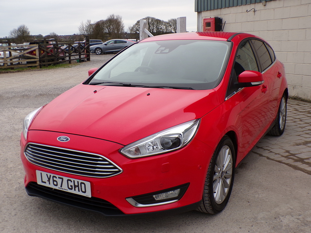 Ford Focus Tdci Titanium X LY67GHO Red #4