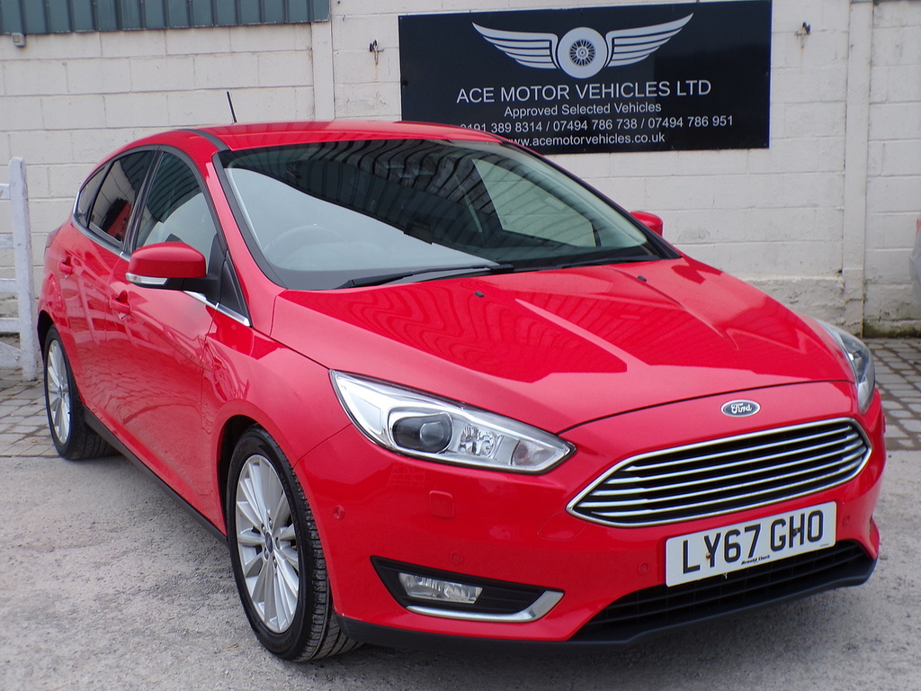 Ford Focus Tdci Titanium X Red