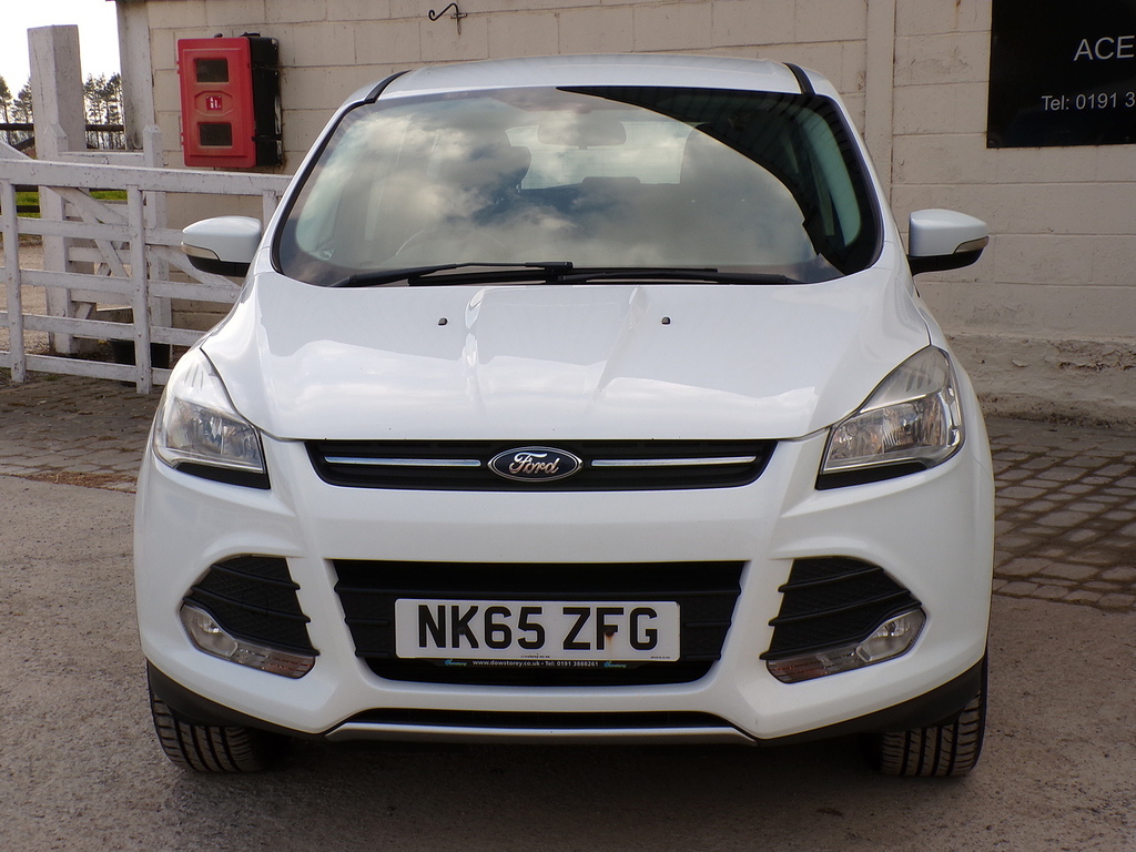 Ford Kuga Tdci Zetec NK65ZFG White #3