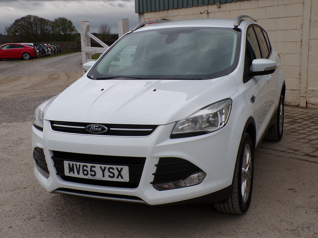 Ford Kuga Tdci Titanium MV65YSX White #3
