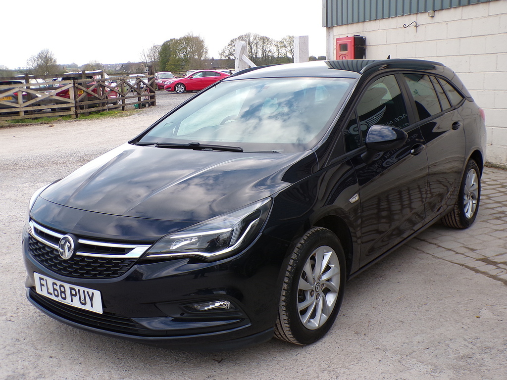 Vauxhall Astra Cdti Ecotec Blueinjection Design FL68PUY Blue #4