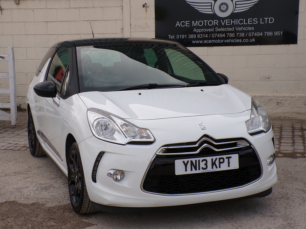 Citroen DS3 Vti Dstyle Plus YN13KPT White #2