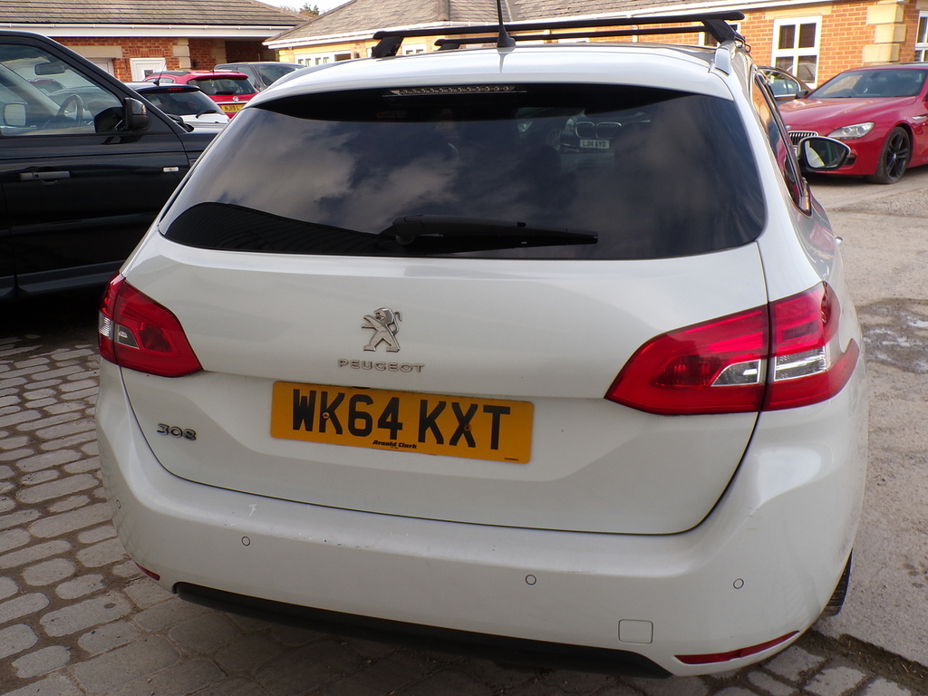 Peugeot 308 SW E-hdi Feline White #4