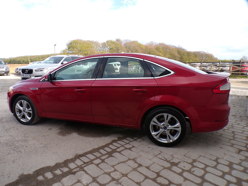 Ford Mondeo Tdci Econetic Titanium ML13CXJ Red #5