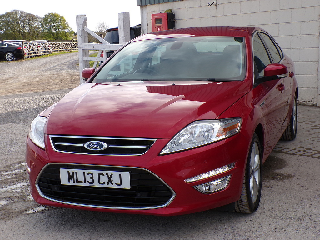 Ford Mondeo Tdci Econetic Titanium ML13CXJ Red #3
