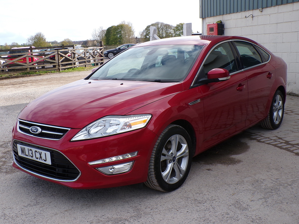 Ford Mondeo Tdci Econetic Titanium ML13CXJ Red #4