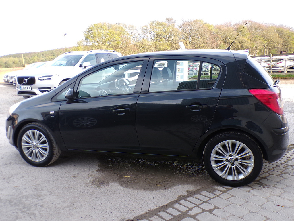 Vauxhall Corsa Se DX13WDL Black #5