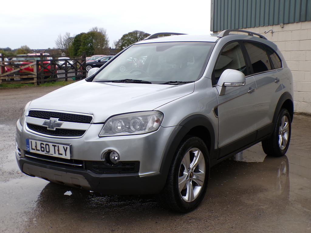 Chevrolet Captiva Vcdi Ltz Silver #3