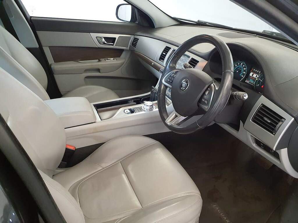 Jaguar XF D Luxury FN63BBF Grey #5