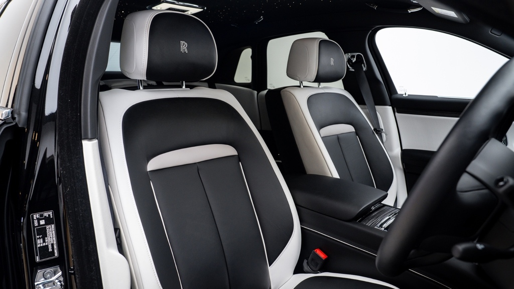 Rolls-Royce Ghost II Black Badge YD25BXF  #3