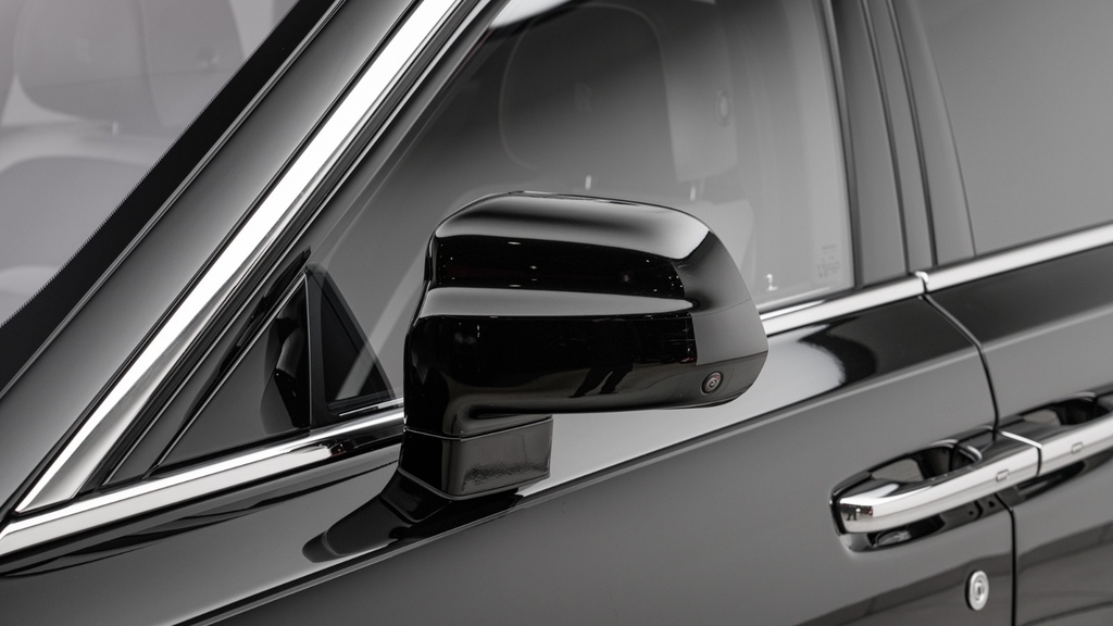 Rolls-Royce Ghost II Black Badge YD25BXF  #56