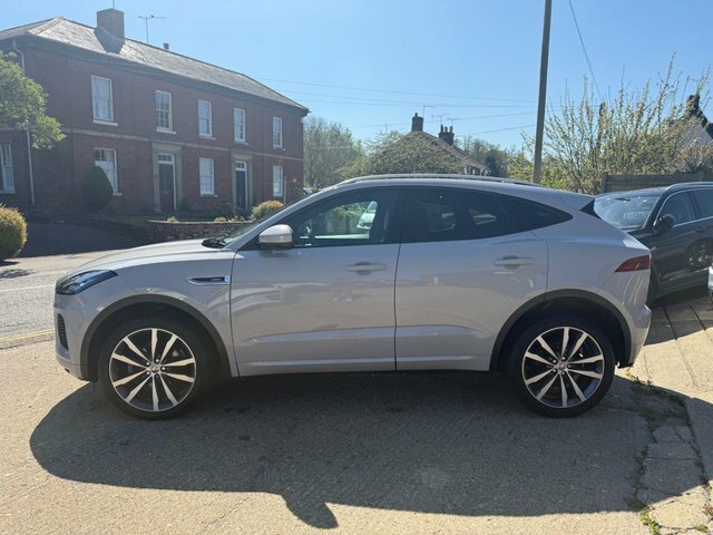 Jaguar E-Pace 2.0 D180 R-dynamic Hse Grey #4