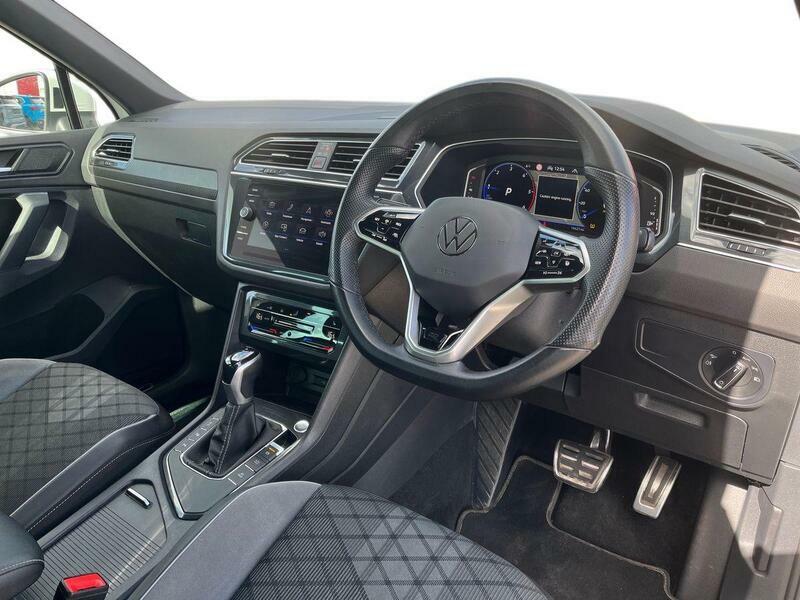 Volkswagen Tiguan 2.0 Tdi R-line Dsg Euro 6 Ss ML72WKH White #3